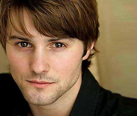 Jerad Anderson of the band 100 Monkeys