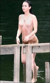 Megan Fox goes skinny dipping on the set of Jennifer's Body