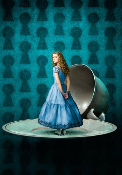 Mia Wasikowska is shown as Alice - Tim Burton's Alice in Wonderland