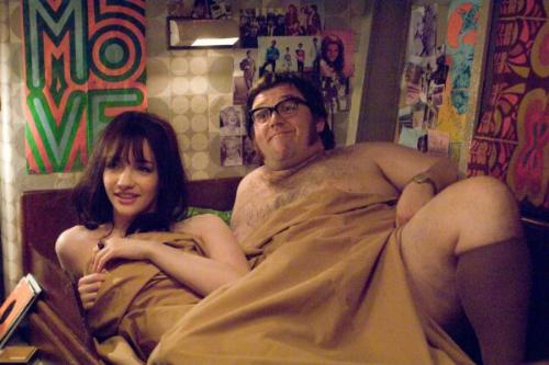 Talulah Riley in bed with Nick Frost in Porate Radio